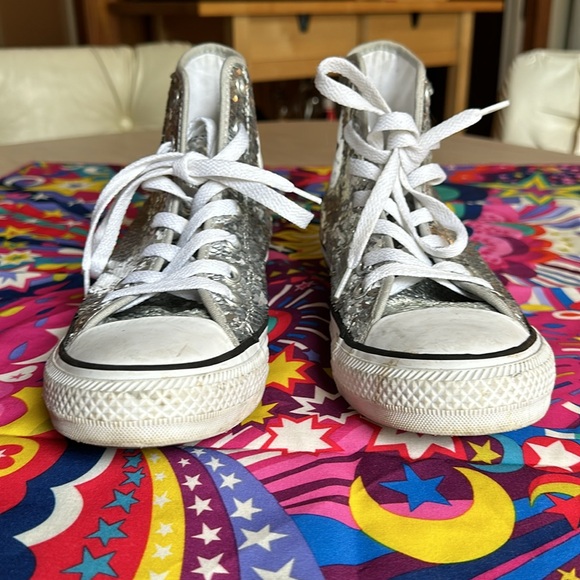 Silver sequin converse - Picture 2 of 6